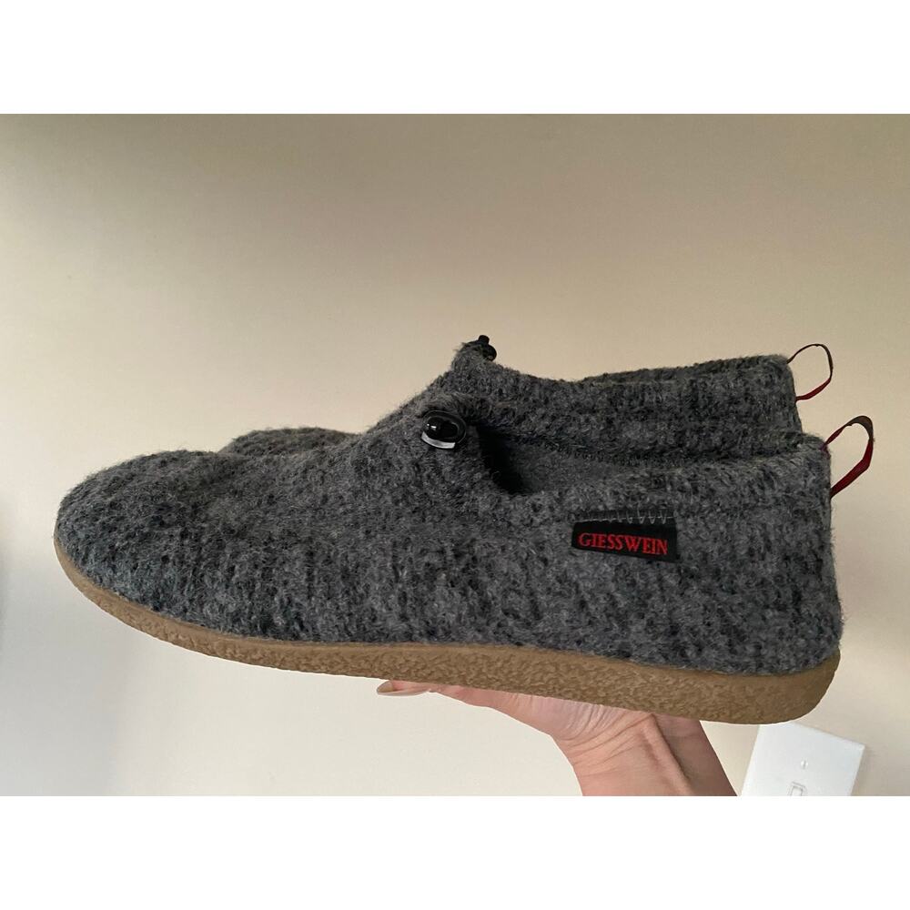 Giesswein gray wool men’s slippers US 14/ EU 47